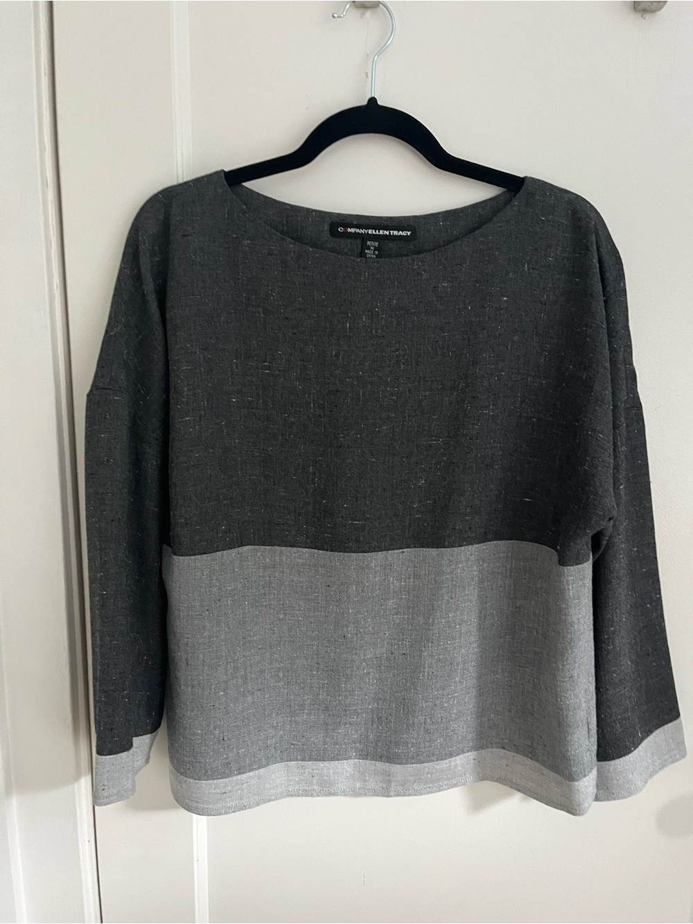 Company Ellen Tracey Petite Medium Two-Tone Gray Top